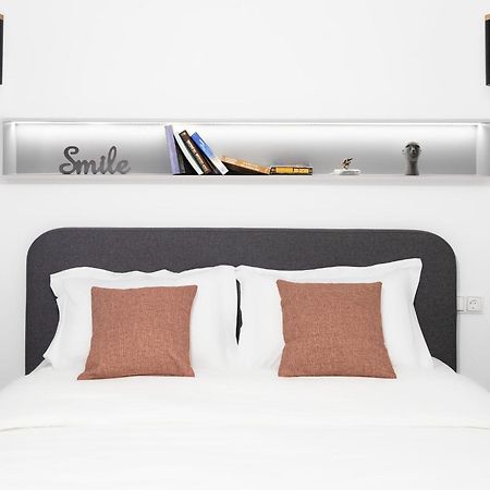 Andos Cozy & Luxury Upgraded Apartments アテネ エクステリア 写真