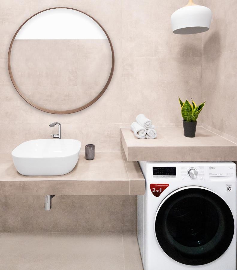 Andos Cozy & Luxury Upgraded Apartments アテネ エクステリア 写真